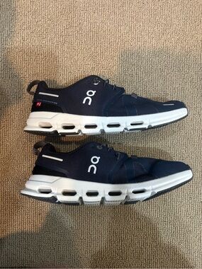 On Running Kids Navy and White Cloud Sneakers